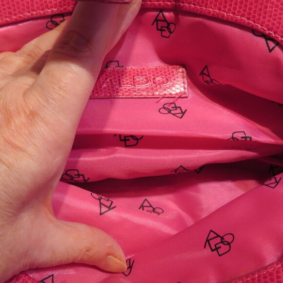 Aldo Pink Glossy Faux Snake Print w/Detachable Strap (K575) - Picture 4 of 4